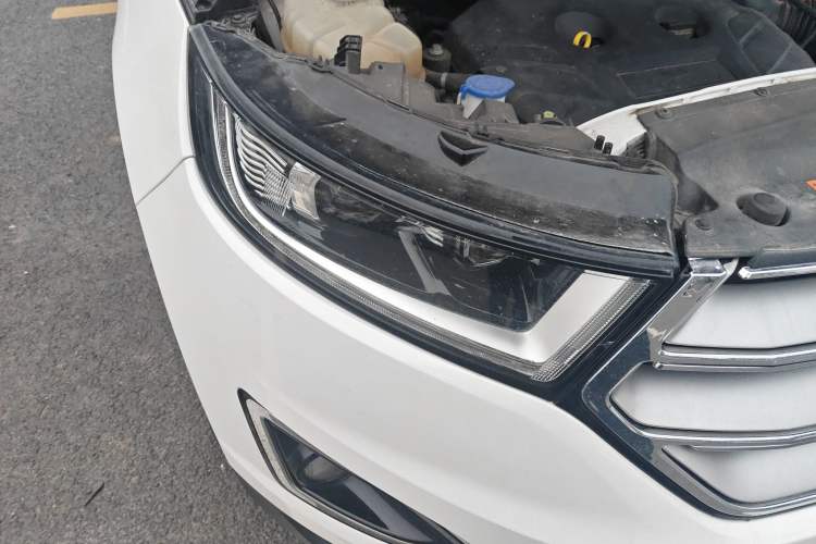 Used Ford Edge 2016 EcoBoost 245 Two-Wheel-Drive Titanium 7-Seater