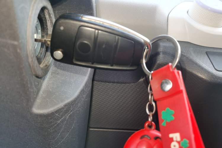 Used Chery QQ Ice Cream 2022 170km Sundae Phosphate Lithium-Ion
