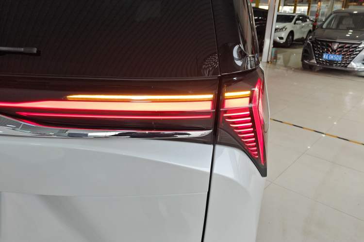 Used Buick GL8 2025 Lu Zun Deluxe Edition
