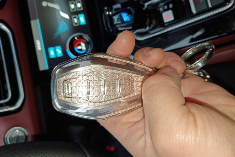 Used JETOUR X70 PLUS 2025 1.5T Luxury Edition 7-Seater