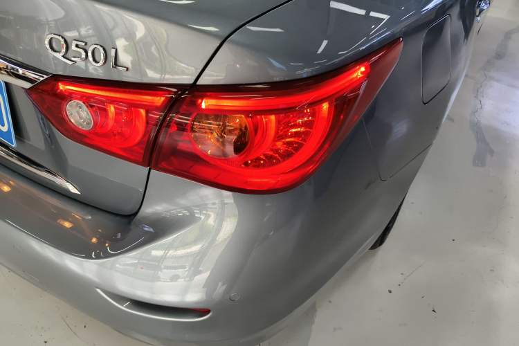 Used Infiniti Q50L 2015 2.0T Enjoyment Edition
