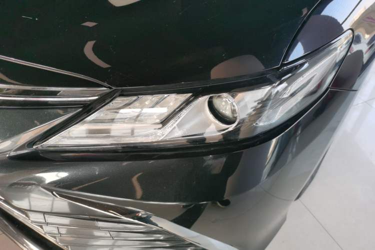 Used Toyota Camry 2021 2.0G Luxury Edition