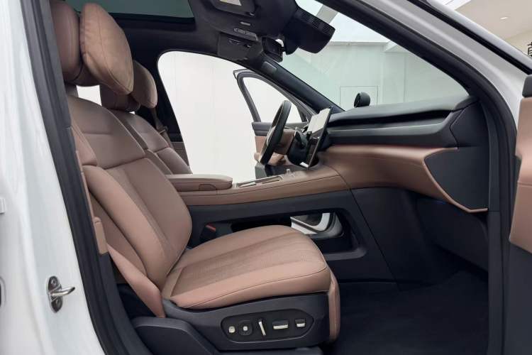 Used Nio ES8 2024 75 kWh
