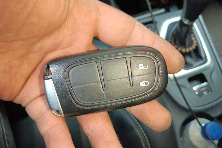 Used  Cherokee 2016 2.4L Leading Edition