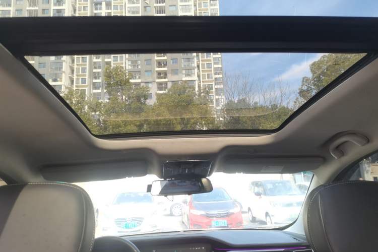 Used JETOUR X95 2020 1.6T DCT Love Pro Edition 6-Seater
