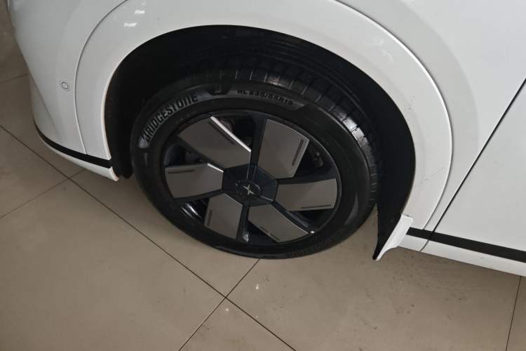 Used XPeng X9 2024 702 Ultra-Long Range Pro
