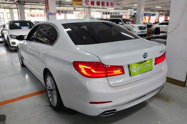 Used BMW 5 Series 2019 525Li Luxury Package