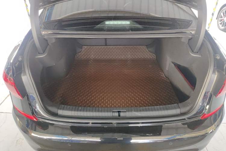 Used Volkswagen Passat 2024 330TSI Elite Edition
