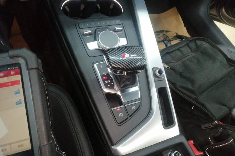 Used Audi A4L 2019 40 TFSI Fashion Edition China VI Emission Standard