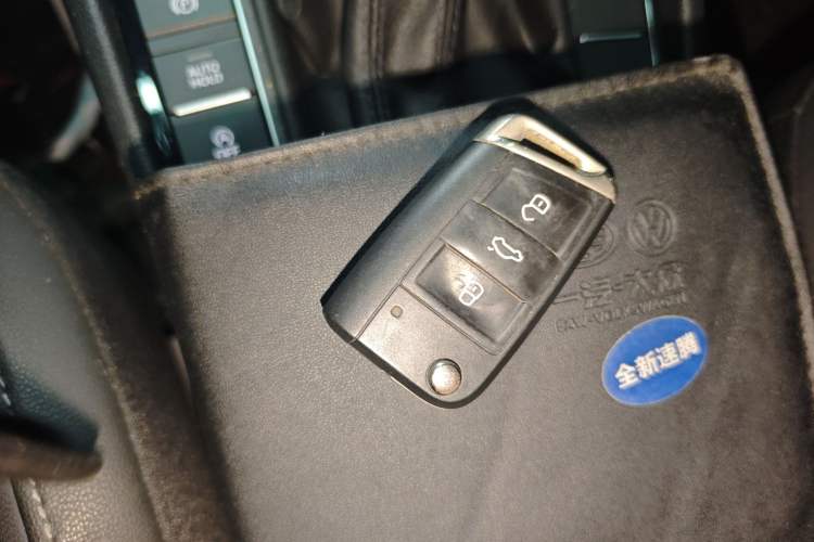 Used Volkswagen Sagitar 2019 280TSI DSG Luxury Version China VI Standard
