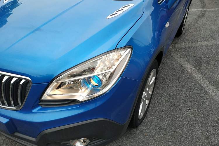 Used Buick Encore 2015 1.4T Automatic Two-Wheel Drive Urban Elite Version
