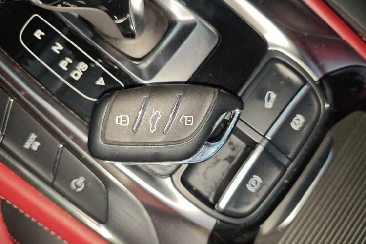 Used MG HS 2019 30T Automatic 2WD Trophy Supreme Edition China VI Standard
