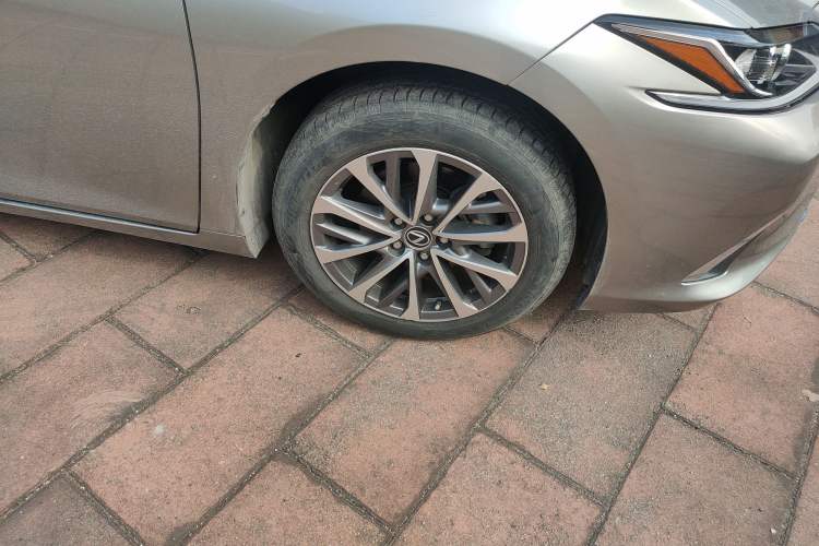 Used Lexus ES 2022 200 Excellence Edition