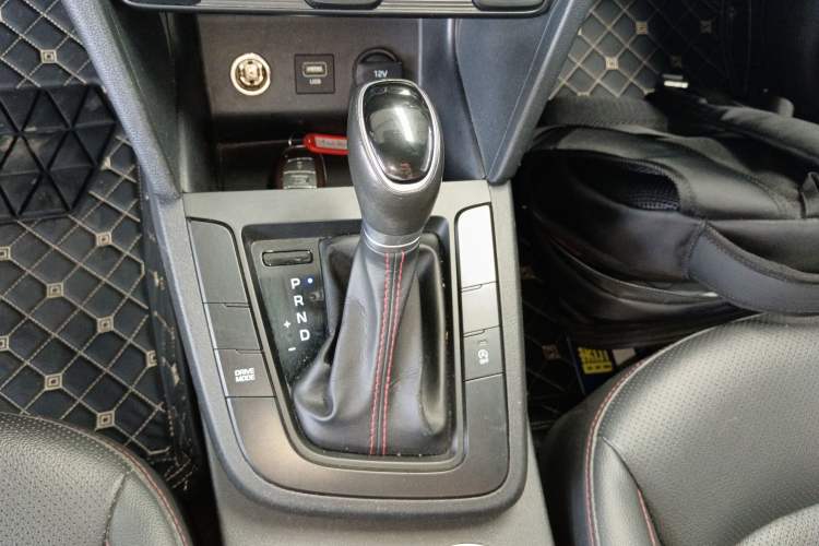 Used Hyundai Elantra 2019 1.4T Dual-Clutch Xuan Dong · Dynamic Model
