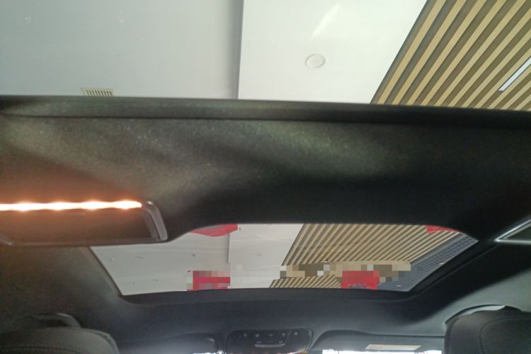 Used Mercedes-Benz GLC 2019 Refreshed GLC 300 L 4MATIC Dynamic Edition
