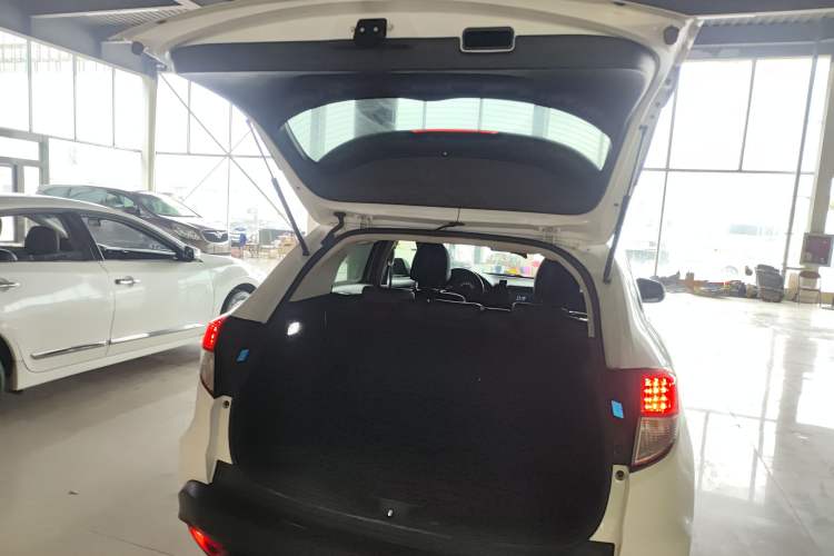 Used Honda Vezel 2019 1.5L CVT Pioneer Edition China VI