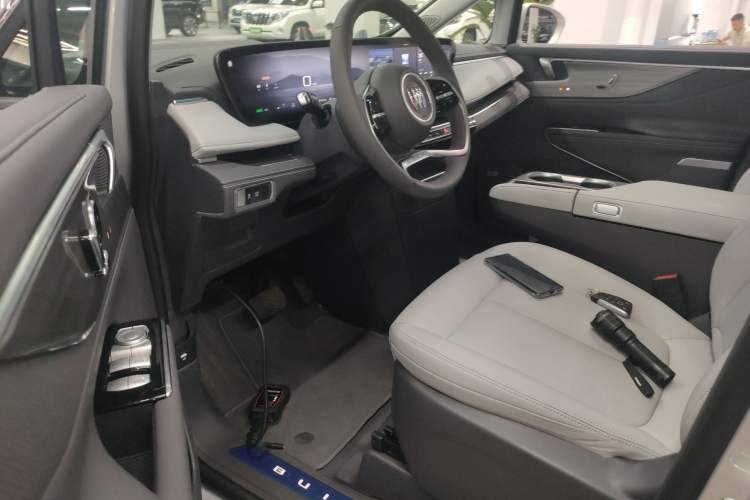 Used Buick GL8 2025 Lu Zun Deluxe Edition
