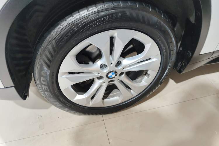 Used BMW X1 2016 sDrive18Li Premium Edition
