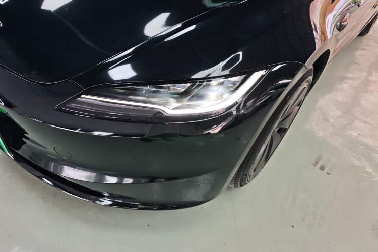 Used Tesla Model 3 2023 Rear-Wheel-Drive Version
