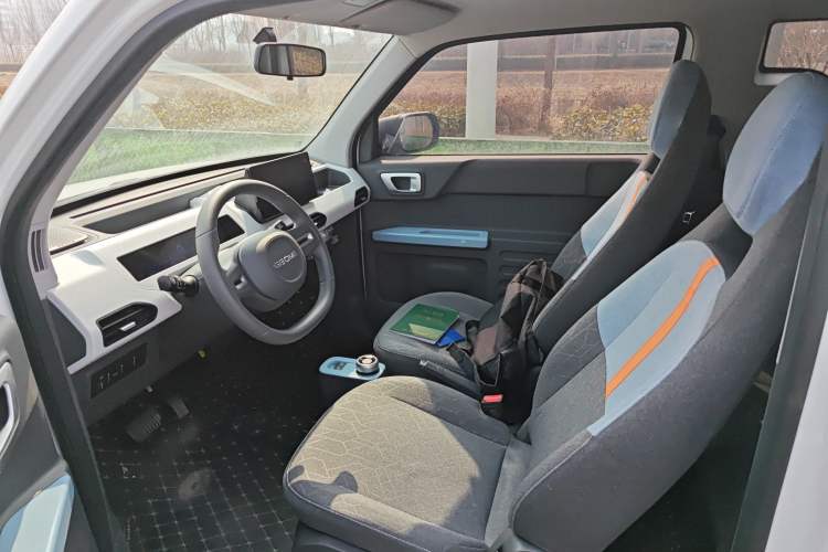 Used Geely Galaxy Panda 2024 Panda Mini 200km Endurance Bear