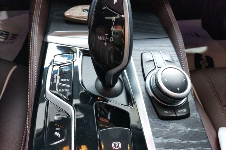 Used BMW 5 Series New Energy 2022 Restyled 535Le M Sport Package
