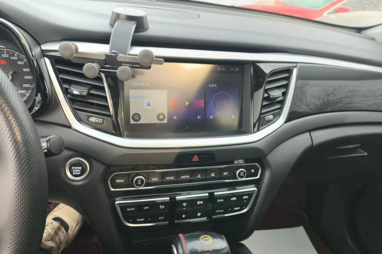 Used GAC Trumpchi GS7 2017 320T Two-Wheel-Drive Luxury Smart Connectivity Model
