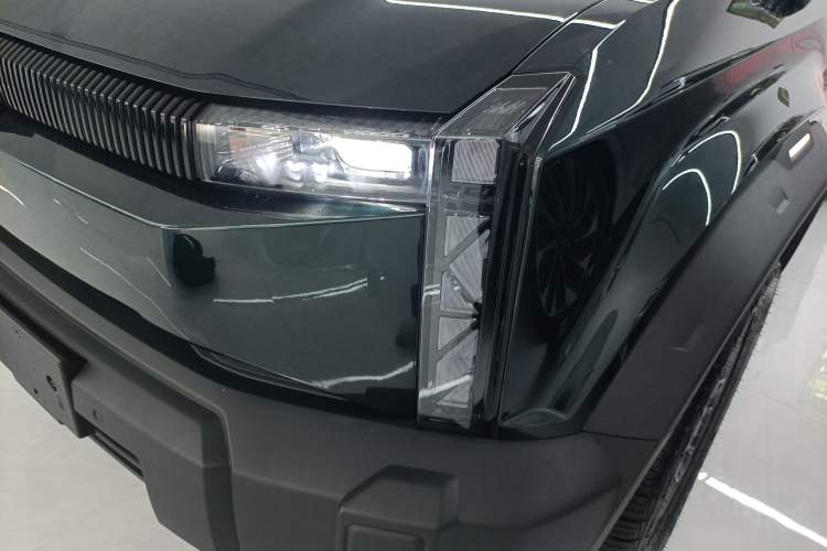 Used  03 2024 501km Four-wheel Drive Long-Range Advanced Version
