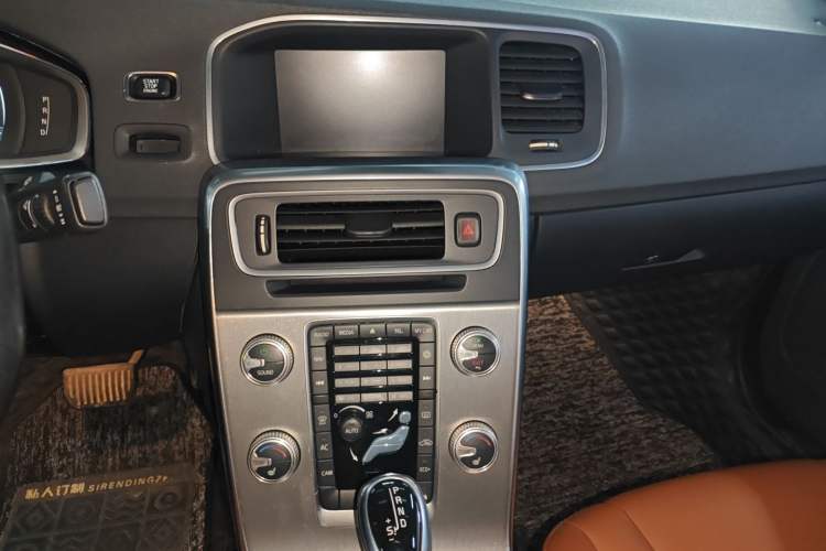 Used Volvo S60 2016 S60L T4 Zhiyuan Edition