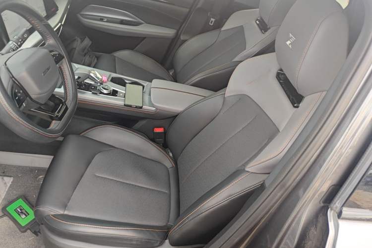 Used Oshan Z6 New Energy 2023 ZhiDian iDD 150KM Flagship Model
