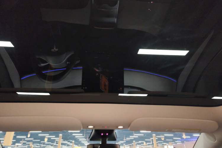 Used Tesla Model Y 2023 Rear-Wheel-Drive Version
