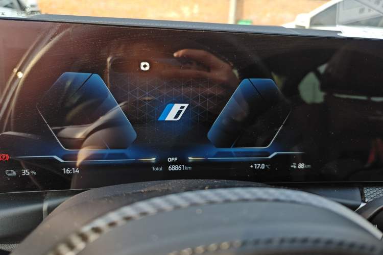 Used BMW i3 2022 eDrive 35 L
