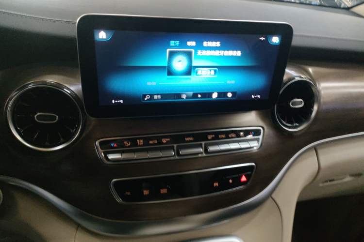 Used Mercedes-Benz V-Class 2020 V 260 L Long-wheelbase Luxury Edition