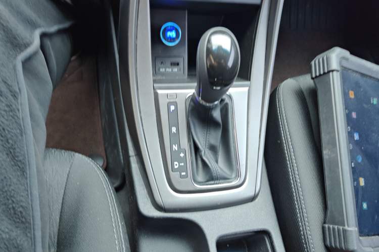 Used Hyundai Elantra 2012 1.6L Automatic Fashion Edition
