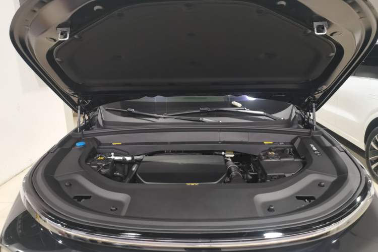 Used Li Auto L9 2025 Ultra Smart Refreshed Edition
