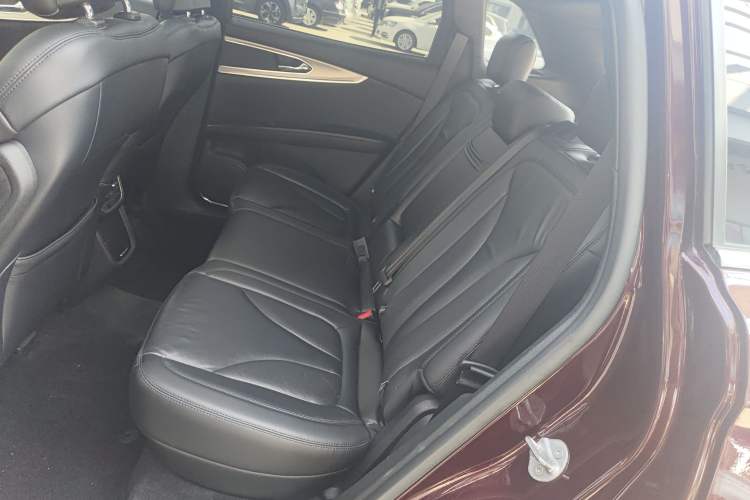 Used Lincoln Nautilus 2019 2.0T Two-Wheel Drive Luxury Edition China VI Standard
