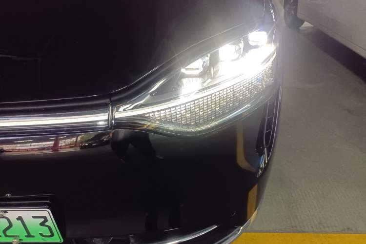 Used Hima AITO M9 2024 Range-Extended Max Edition 52 kWh 6-Seater Version
