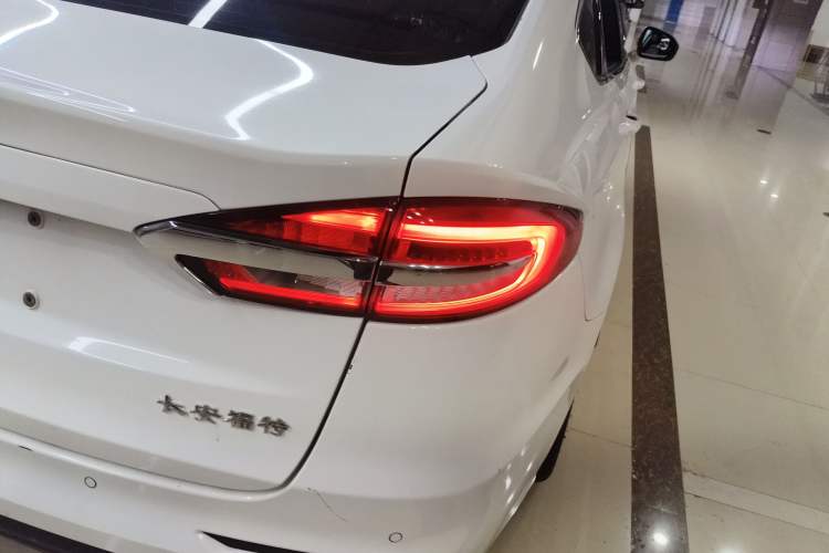 Used Ford Mondeo 2018 EcoBoost 180 Smart Control Fashion Model China V Standard
