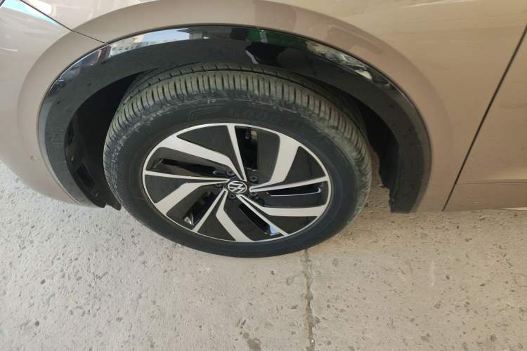 Used Volkswagen Viloran 2020 330TSI Luxury Edition
