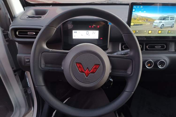 Used Wuling Zhiguang New Energy 2025 Standard Model
