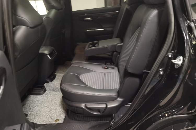 Used Toyota Crown Kluger 2023 2.5L HEV Four-Wheel Drive Luxury Edition
