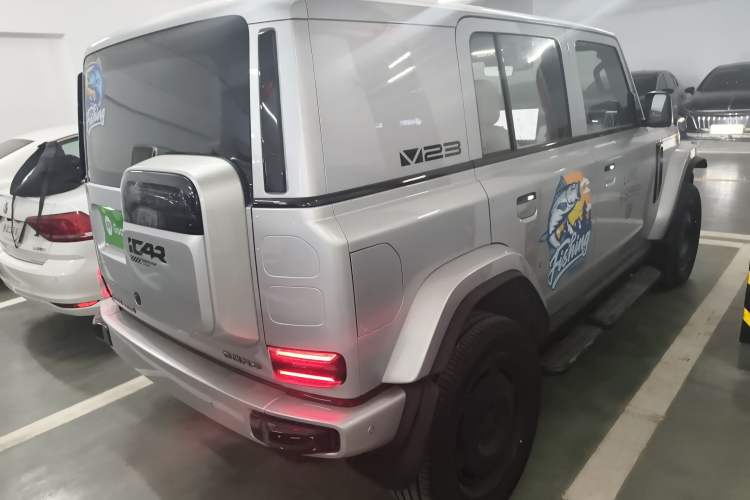 Used  V23 2025 401 Two-Wheel Drive Intelligent Driving Version
