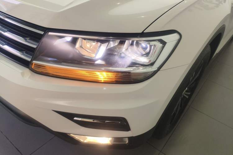 Used Volkswagen Tiguan L 2020 330TSI Automatic Two-Wheel Drive Panoramic Comfort Edition China VI Standard