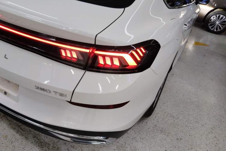 Used Volkswagen Lamando 2022 Lingdu L 280TSI DSG Spicy Edition
