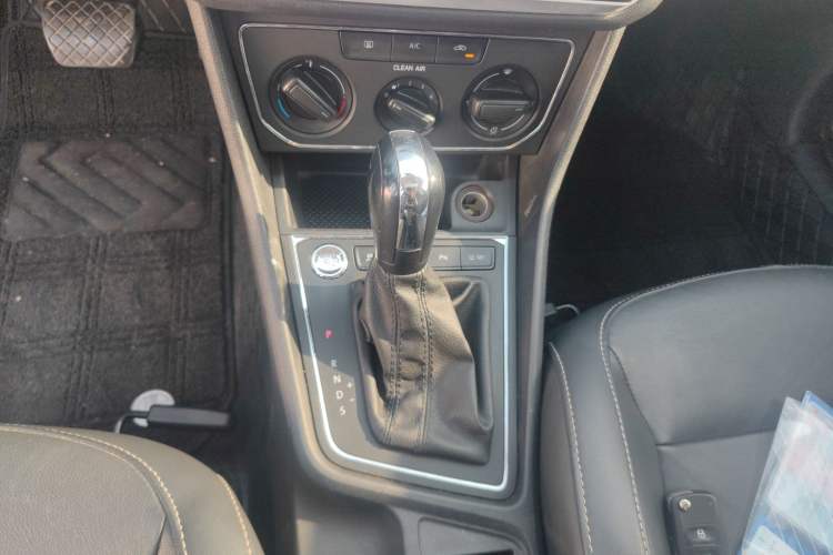 Used Volkswagen Lavida 2017 1.6L Automatic Comfort Edition