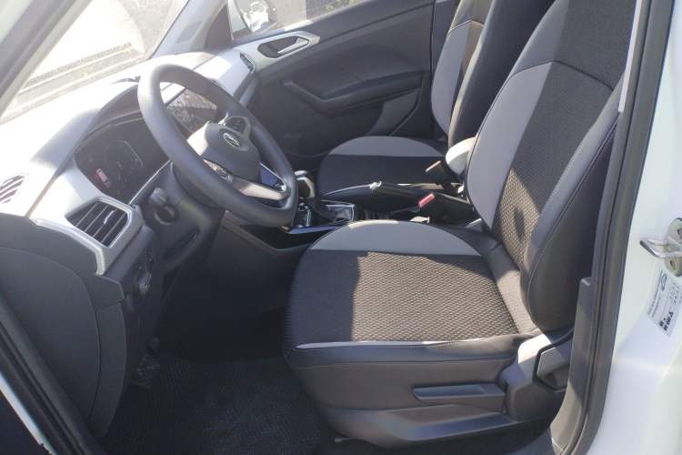 Used Volkswagen Tacqua 2021 200TSI DSG JoyConnect Edition