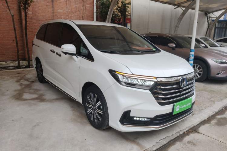 Used Honda Odyssey 2024 2.0L eHEV Sharp & Enjoy Edition
