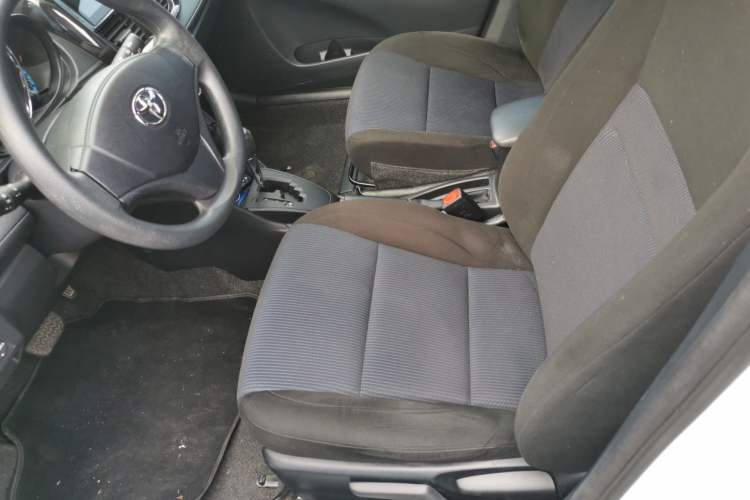 Used Toyota YARiS L 2016 Revised 1.5E CVT Charming Edition
