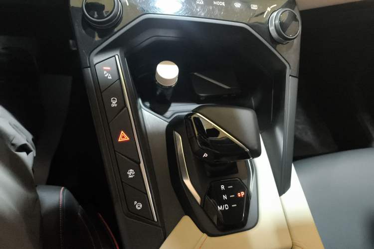 Used Lynk & Co 06 2020 1.5T YAO Halo