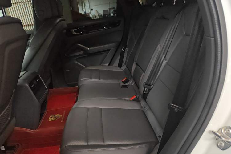 Used Porsche Cayenne E-Hybrid 2021 Cayenne E-Hybrid 2.0T