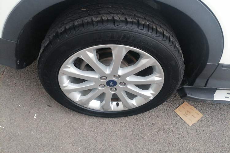 Used Ford Kuga 2015 1.5L GTDi Two-Wheel-Drive Comfort Model
